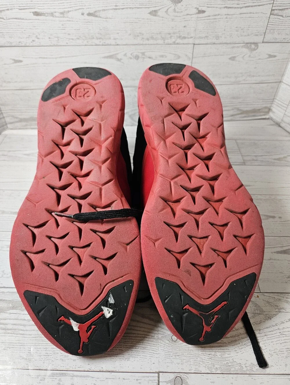 Nike Air Jordan Size 9 Two3 Red Black Trainer Prime Flu Game 881463-060